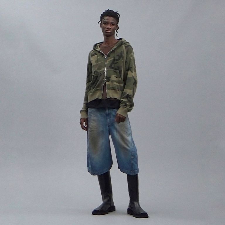 NVRFRGT 25SS 3D Twisted Jorts